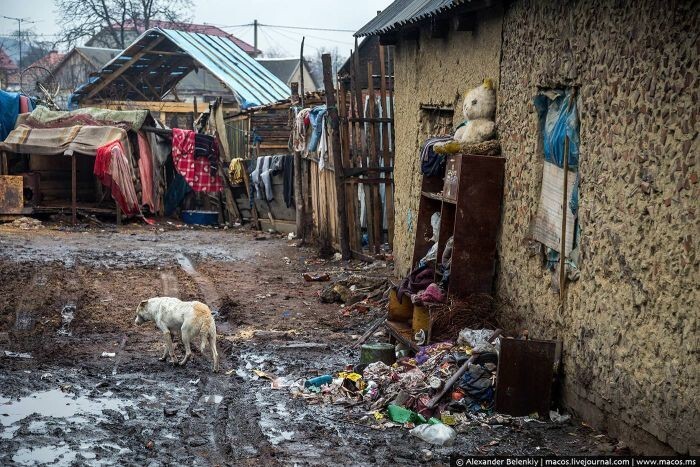 Экскурсия по цыганскому району украинского городка Берегово