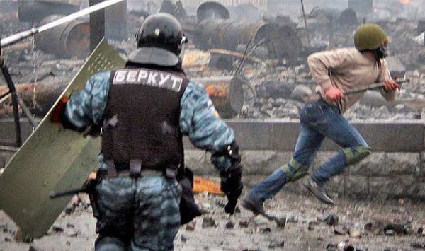 Боец «Беркута»: Нам не хватило часа, чтоб зачистить Майдан 