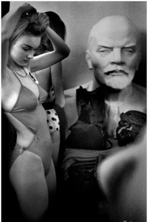 Дядюшка Ленин не одобряет первый советский конкурс красоты, 1988 год.
