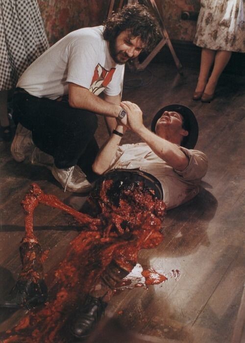 Питер Джексон на съёмках фильма «Живая мертвечина»