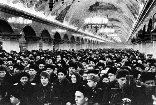 30 января 1952 года. Открыт участок Кольцевой линии от станции «Курская» до станции «Белорусская». 