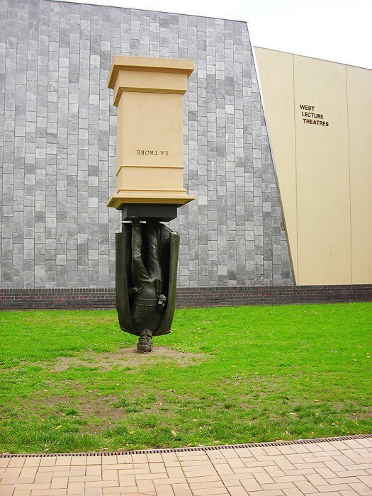 Памятник Чарлзу Ля Троубу, Мельбурн, Австралия