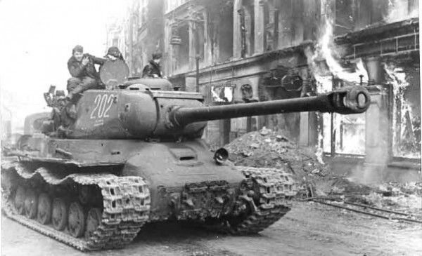 ПОБЕДИТЕЛИ. (Военные фото).