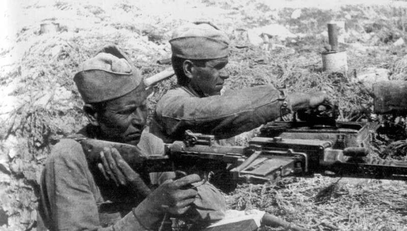 ПОБЕДИТЕЛИ. (Военные фото).
