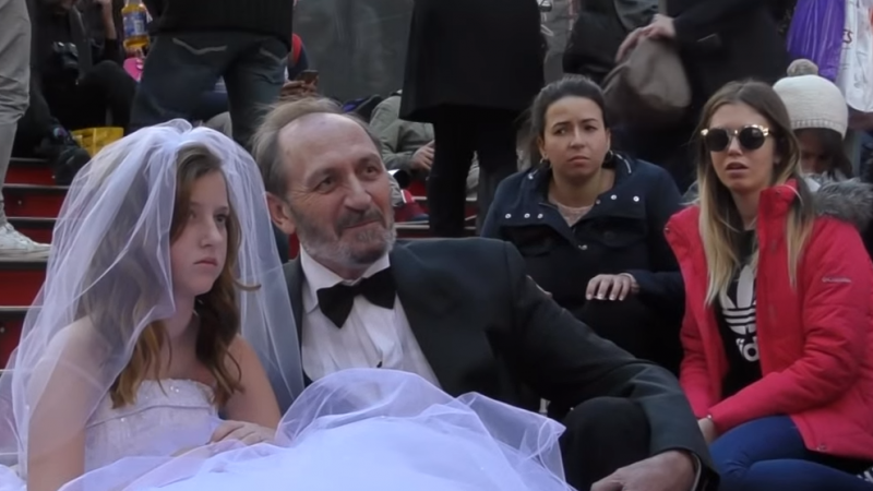 Социальный эксперимент: как жители Нью-Йорка отреагировали на свадьбу 66-летнего жениха и 12-летней невесты