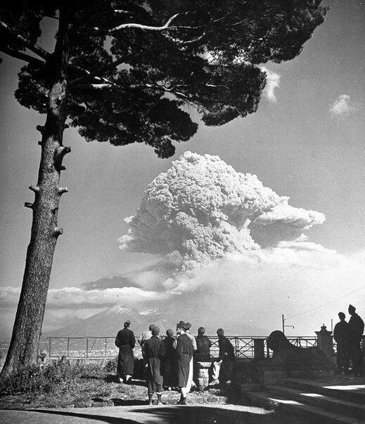Извержение Везувия, 1944 год.