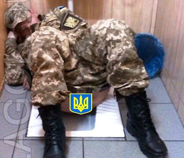 В Киеве пожаловались: украинские военные стали больше употреблять алкоголь