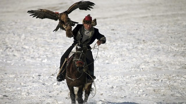 Монголы ждут паспортные данные украинцев, пострадавших от хана Батыя 