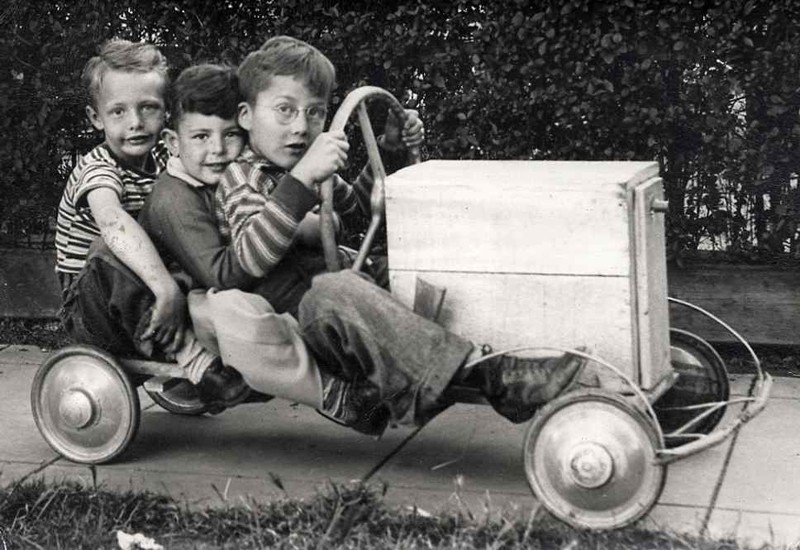 Детские педальные машинки первой половины XX века