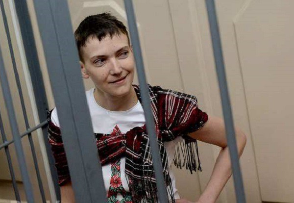 «Няню-убийцу и убийцу журналистов Савченко следует посадить в одну камеру», — мнение