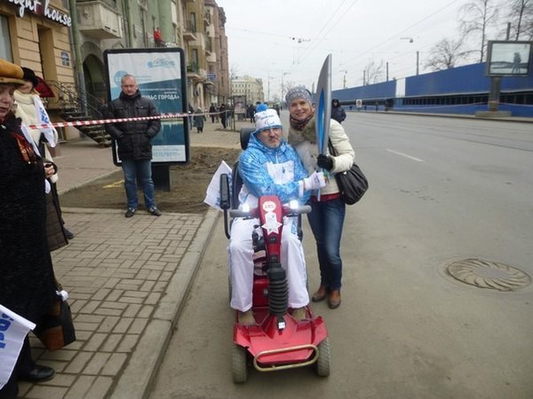 В Петербурге угнали и выставили на «Авито» инвалидную коляску