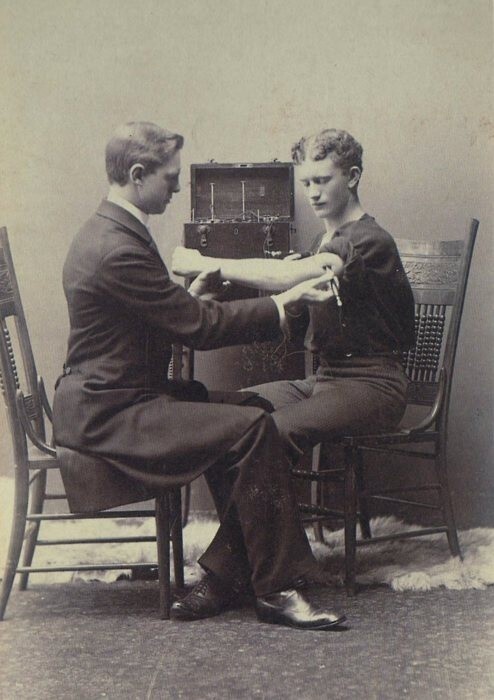 11. Неврологическая проверка, 1884 год.