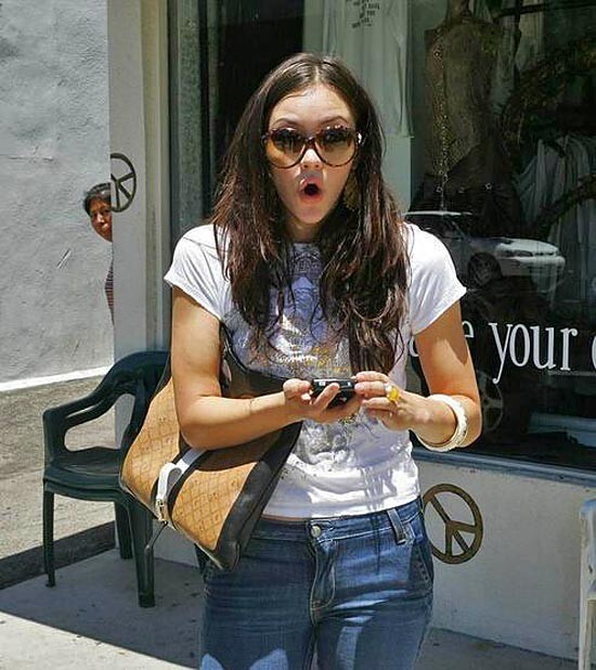 Они любят кривляться