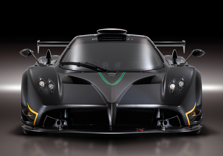 Pagani Zonda R 6 litre V12 AMG RWD