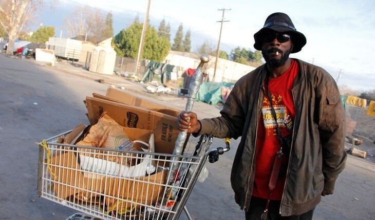 1. Богатая Калифорния - мекка бездомных