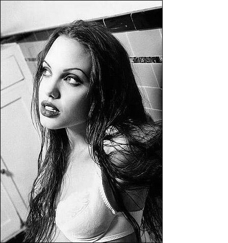 Анджелина Джоли, 1996 год.