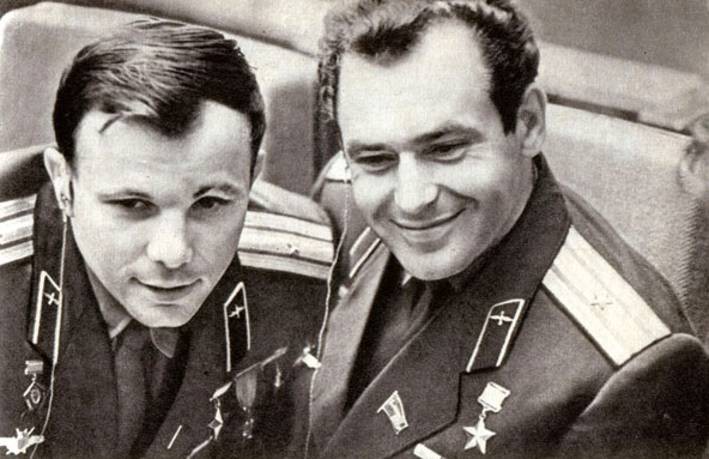 Полетит Юрий Гагарин. В полете Юры Гагарина было с десяток нештатных бед