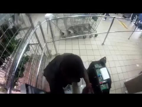 Ограбление инкассаторов во время закладки денег в банкомат (ЮАР) 