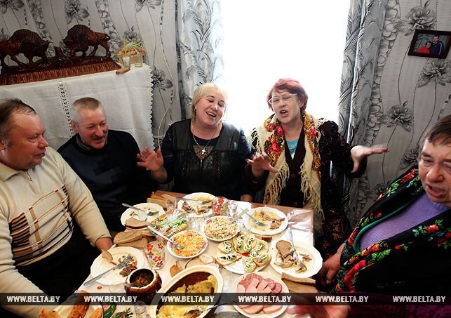 Белорусский обряд "Пахаванне дзеда"