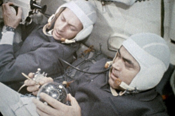 17 суток 16 часов — «Союз-9», Андриян Николаев, Виталий Севастьянов, 1-19 июня 1970 года