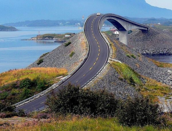 Атлантическая дорога (The Atlantic Ocean Road), Норвегия
