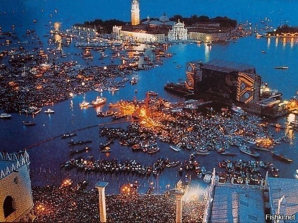 Концерт Pink Floyd в Венеции