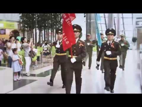 Флешмоб на день победы в Алматы 