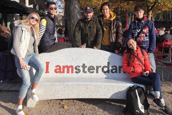 Из Алматы до Амстердама на авто и голом энтузиазме