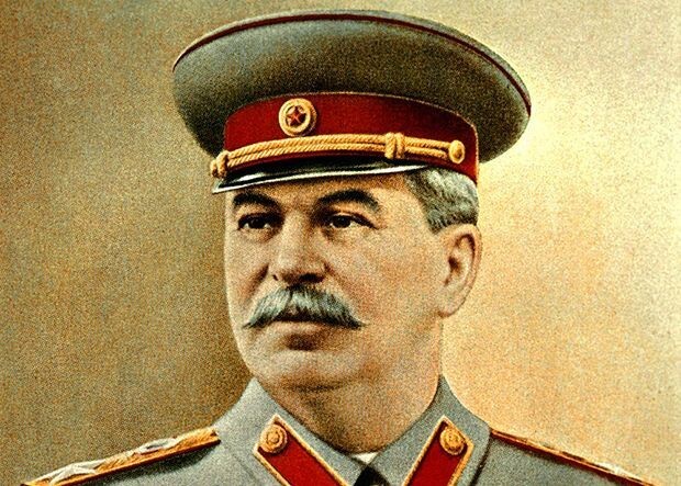 Народный Комиссар Обороны СССР И. Сталин