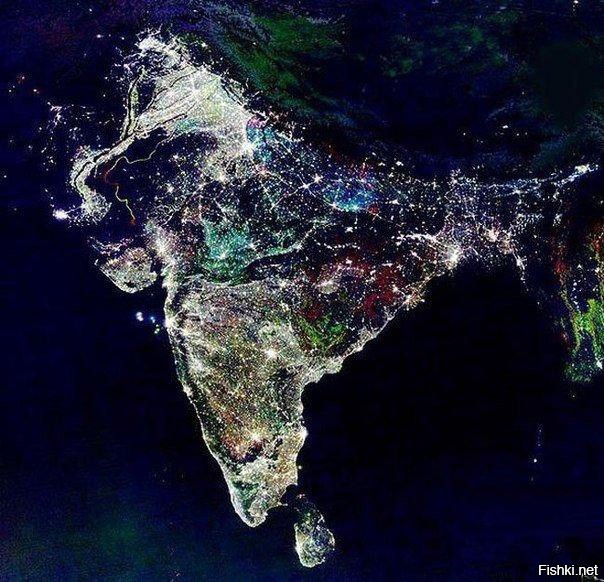 Индия из космоса во время фестиваля огней
