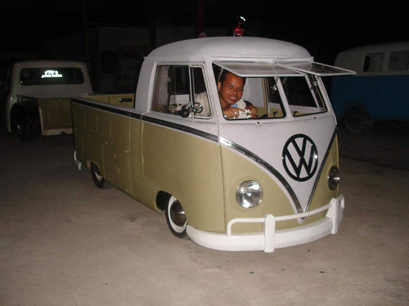 Таец построил мини-копию Volkswagen T1