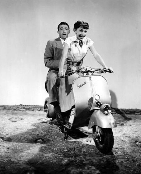 Грегори Пек и Одри Хепберн на съемках фильма «Римские каникулы»