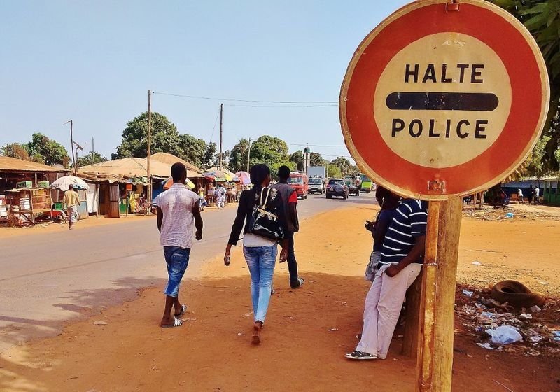 Гвинея-Бисау: царство Эболы, наркотиков и злобных ментов