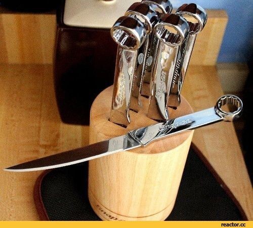 Немного ножей