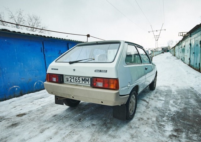  Капсула времени: ЗАЗ-1102 "Таврия" 1989-го года с пробегом 169 км