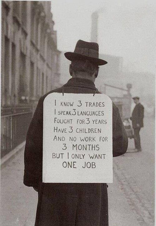 4. Эта фотография демонстрирует, как тяжело было найти работу во времена Великой Депрессии