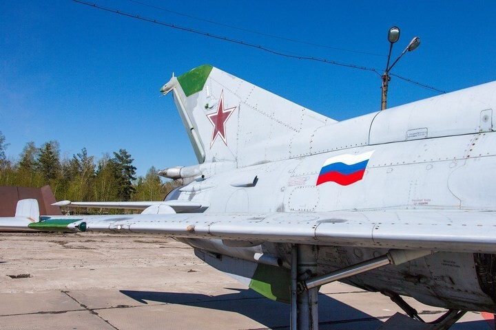 МиГ-21 в фотографиях                                                                                