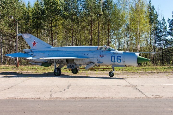 МиГ-21 в фотографиях                                                                                