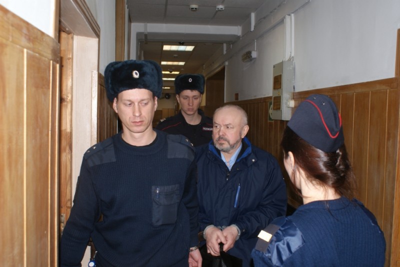Три года лишения свободы за 1 000 000 000 (один миллиард) рублей
