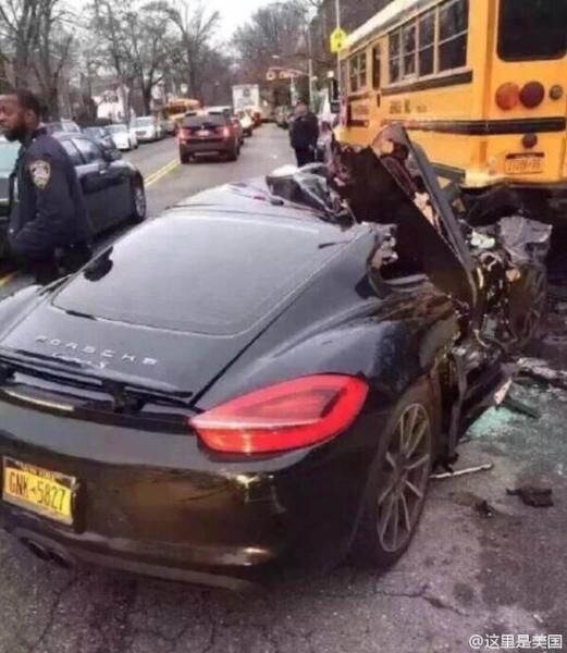 Пьяный водитель Porsche убил свою подружку