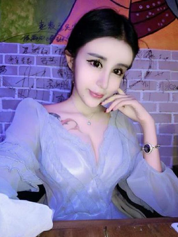 15-летняя китаянка перекроила тело и лицо ради потерянного бойфренда