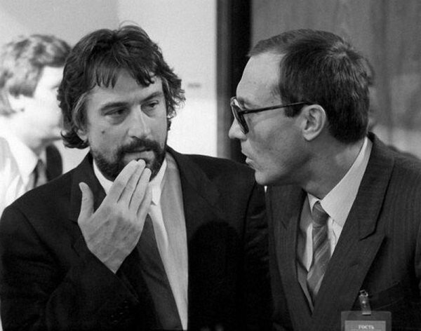 Роберт Де Ниро и Олег Янковский на Московском Международном кинофестивале, 1987 год.