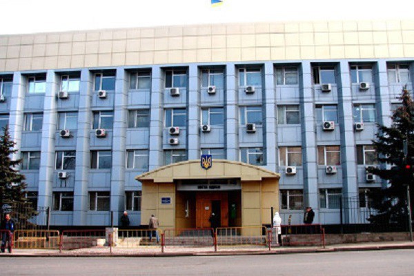 Попавшийся на взятке одесский судья открыл стрельбу и сбежал