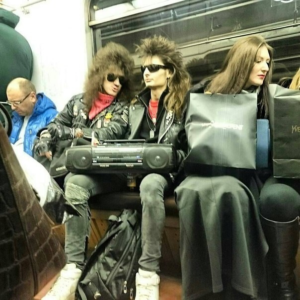 Модники,которых можно встретить в российском метро