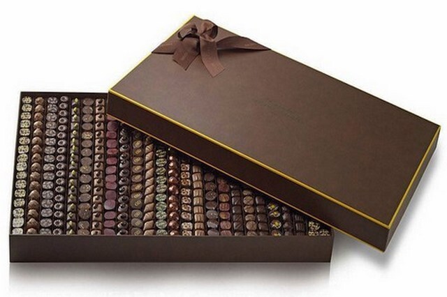 Коробка конфет  Стоимость: 1,5 млн. долларов