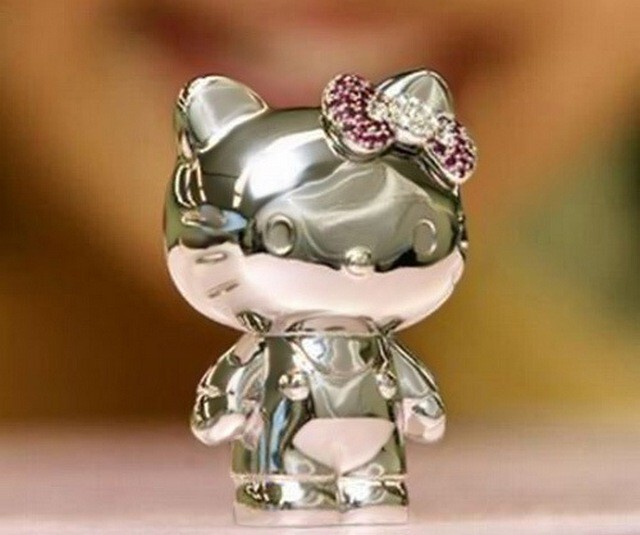 Hello Kitty  Стоимость: 163 000 долларов