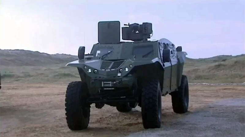 Президент Туркмении разъезжает на новом израильском бронеавтомобиле