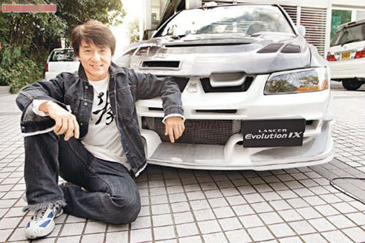 Джеки Чан и Mitsubishi Lancer Evolution IX
