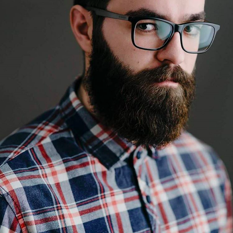 История с бородой: как отрастить, как ухаживать и сколько это стоит
