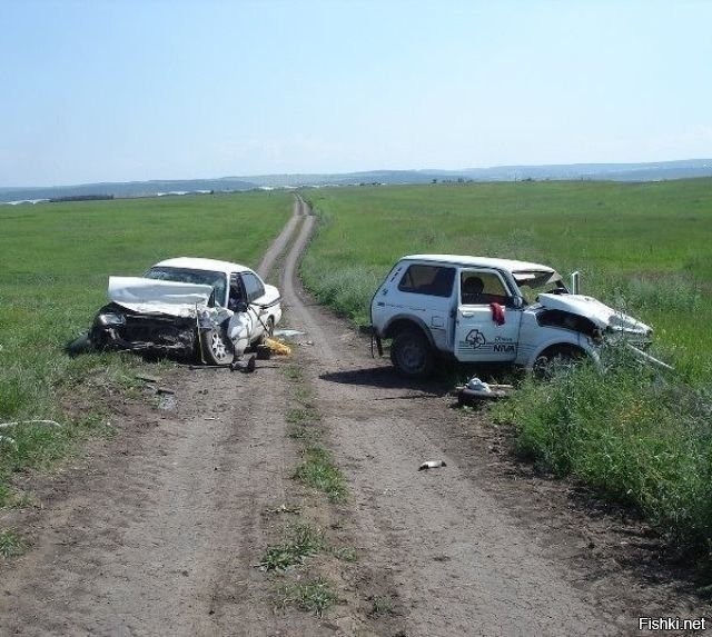 Как можно в чистом поле не разъехаться 